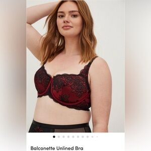 🌻Torrid 46C Black and Red Balconette Unlined Bra